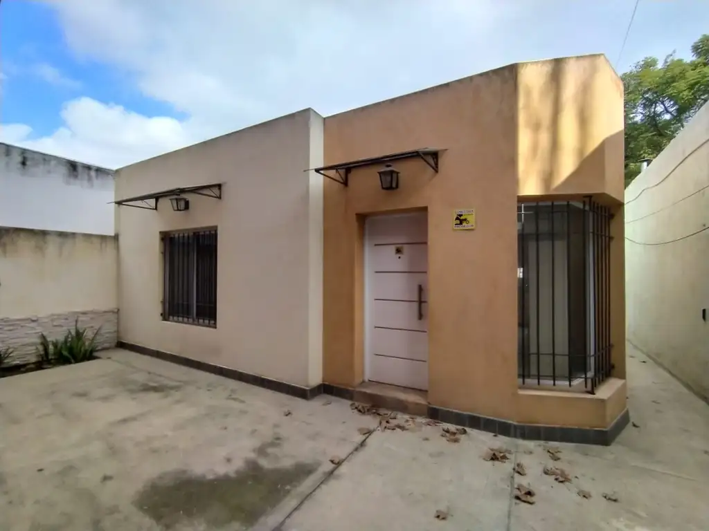Foto de Hermoso Departamento tipo casa interno de 3 ambientes - sin niños ni, imagen 2