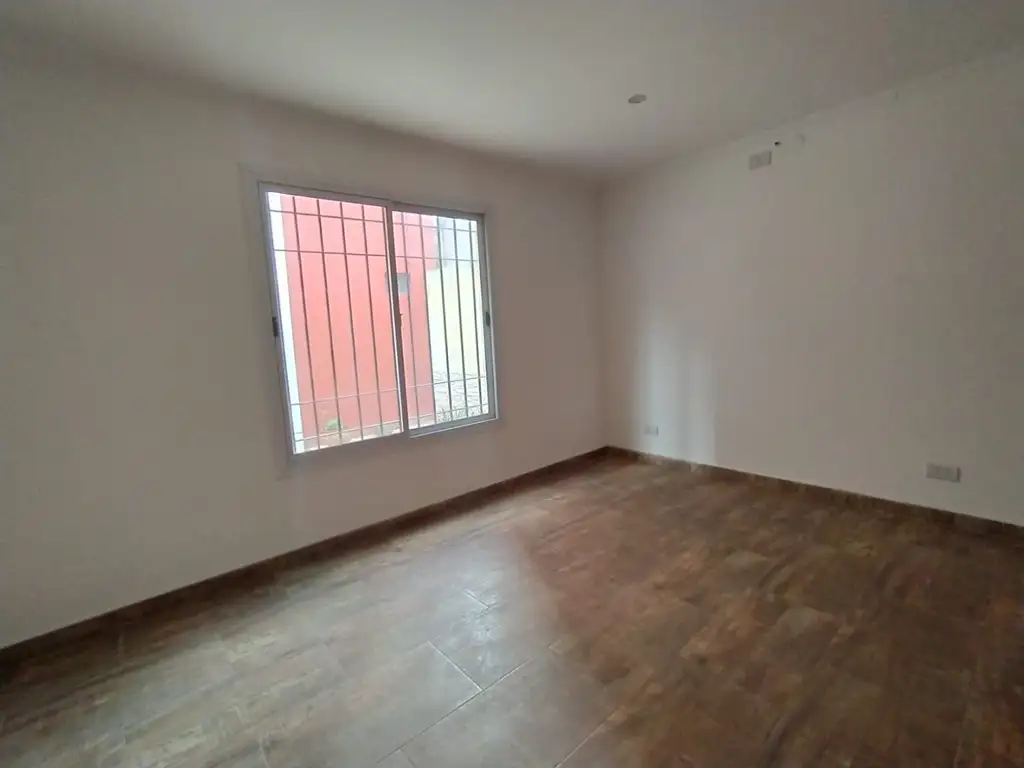 Foto de Hermoso Departamento tipo casa interno de 3 ambientes - sin niños ni, imagen 3