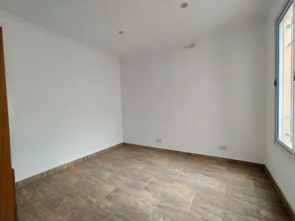 Foto de Hermoso Departamento tipo casa interno de 3 ambientes - sin niños ni, imagen 4