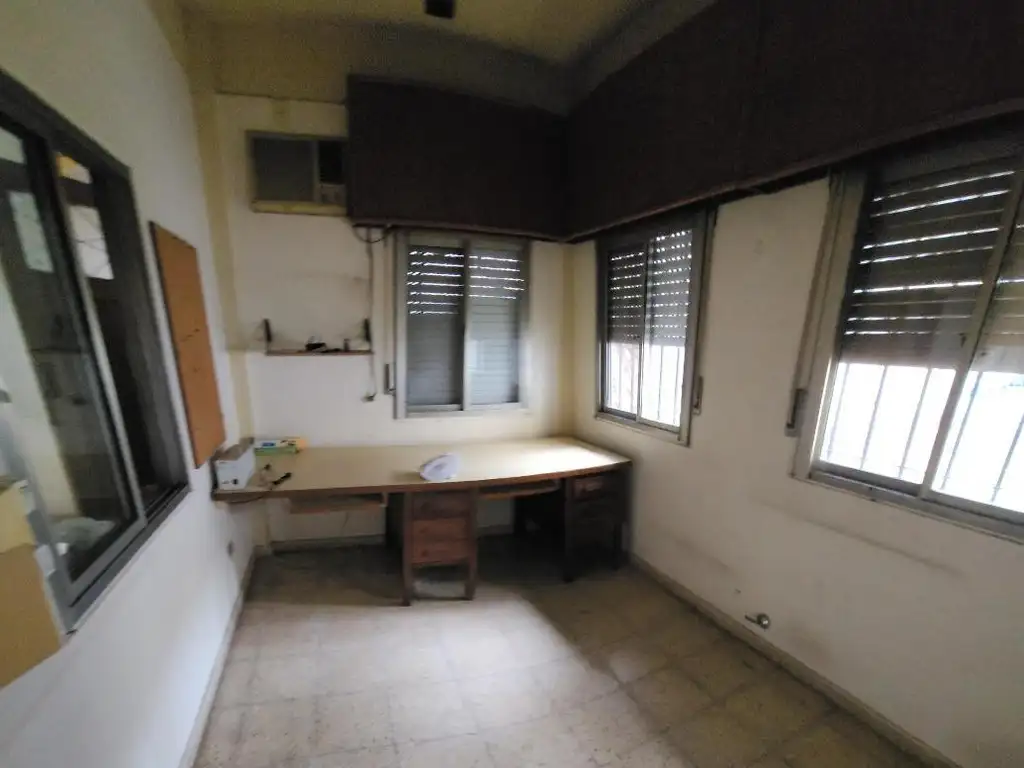 Foto de EXCELENTE PROPIEDAD DE 4 AMBIENTES USO PROFESIONAL, imagen 5