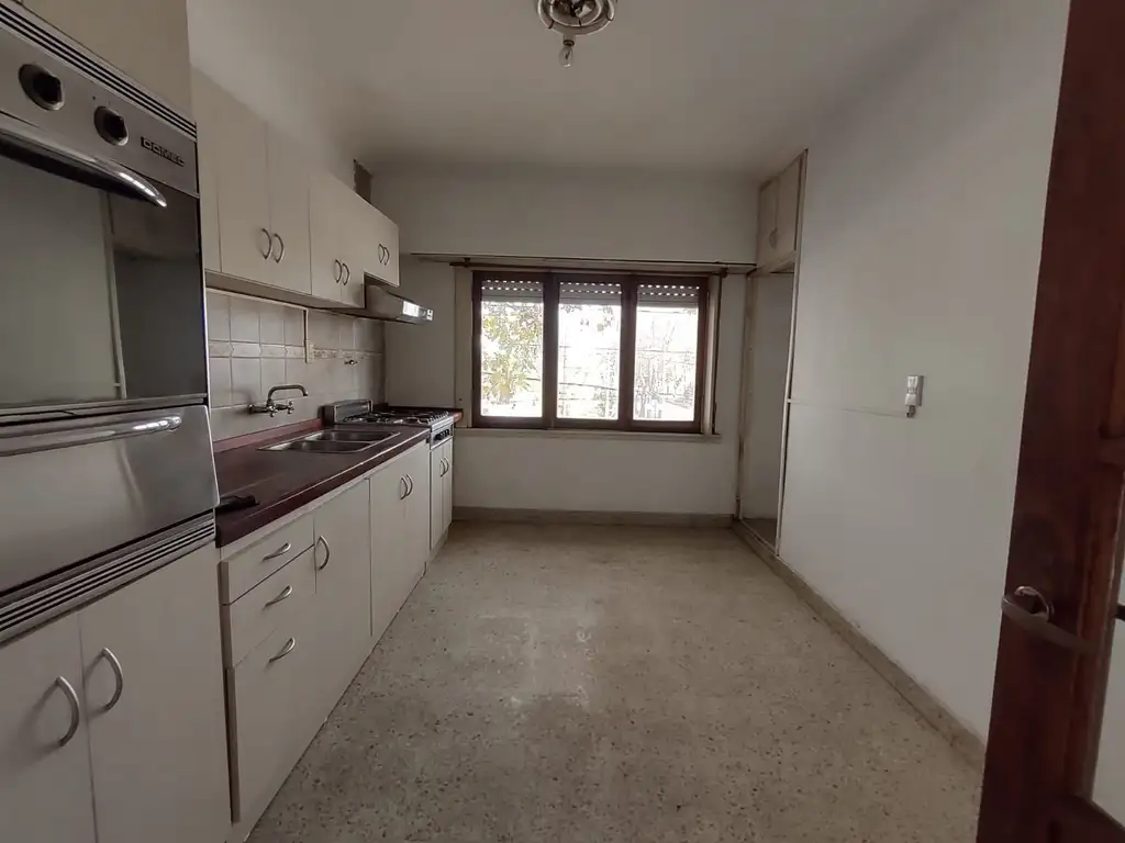 Foto de VENTA. Chalet 3 amb en Planta Alta con LOCAL. Zona Nueva Terminal, Mar, imagen 5