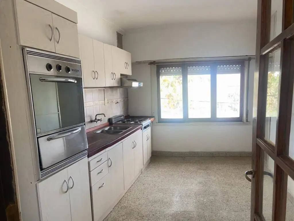 Foto de VENTA. Chalet 3 amb en Planta Alta con LOCAL. Zona Nueva Terminal, Mar, imagen 2