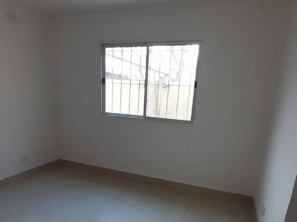 Foto de ALQUILER DE DEPARTAMENTO - ITUZAINGÓ, imagen 4