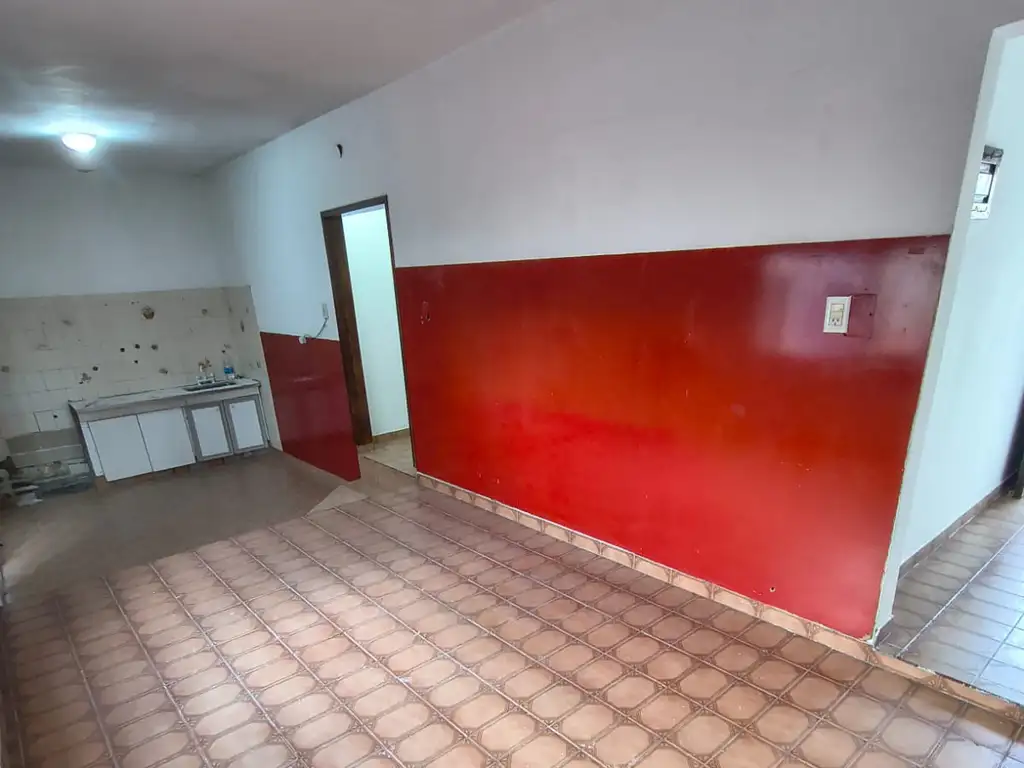 Foto de DPTO. TIPO CASA P.A 3 AMB. ENTRADA DE AUTO Y PATIO, imagen 4