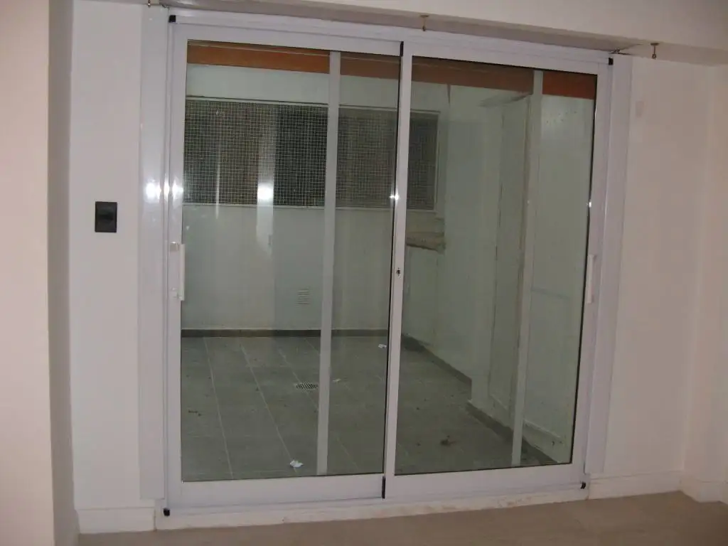 Foto de EXCELENTE DEPARTAMENTO 3 AMB. CON COCHERA Y BAULERA-, imagen 4
