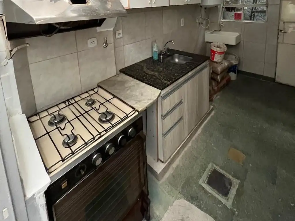 Foto de local 3,20x13 con vivienda 2 amb coc bño y deposito, imagen 4