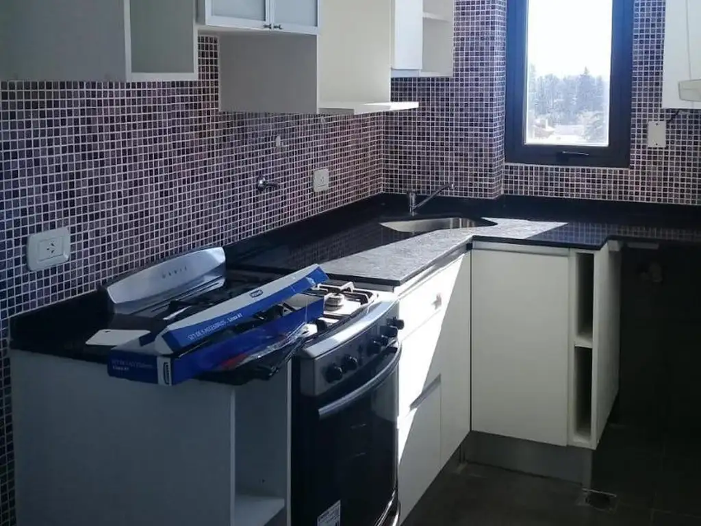 Foto de Departamento Alquiler Edificio Rep. del Líbano, imagen 2