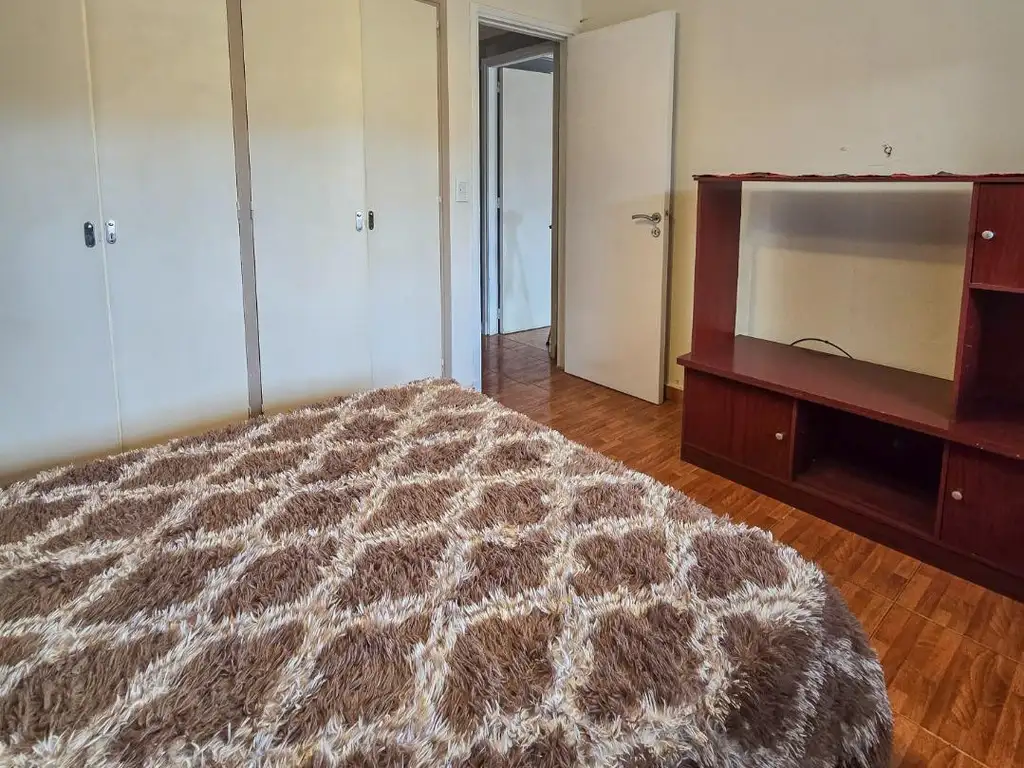 Foto de Venta Propiedad Chalet 4 amb. mas DTO 2 AMB, imagen 1