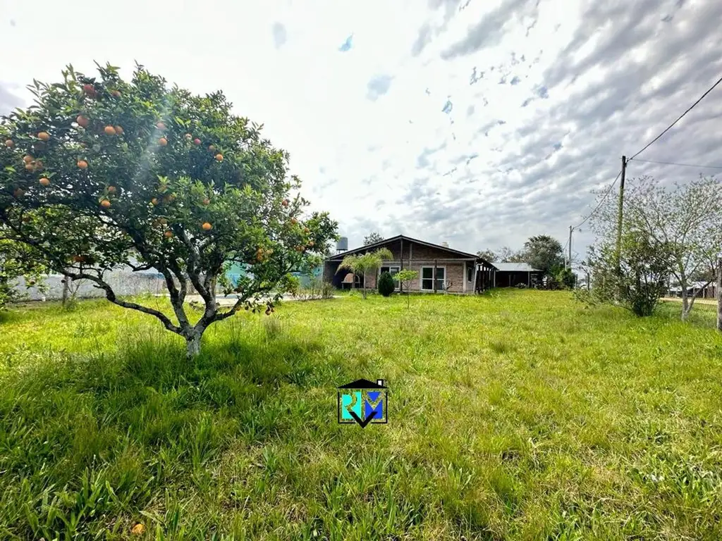 Foto de Casa con amplio lote en esquina, imagen 4