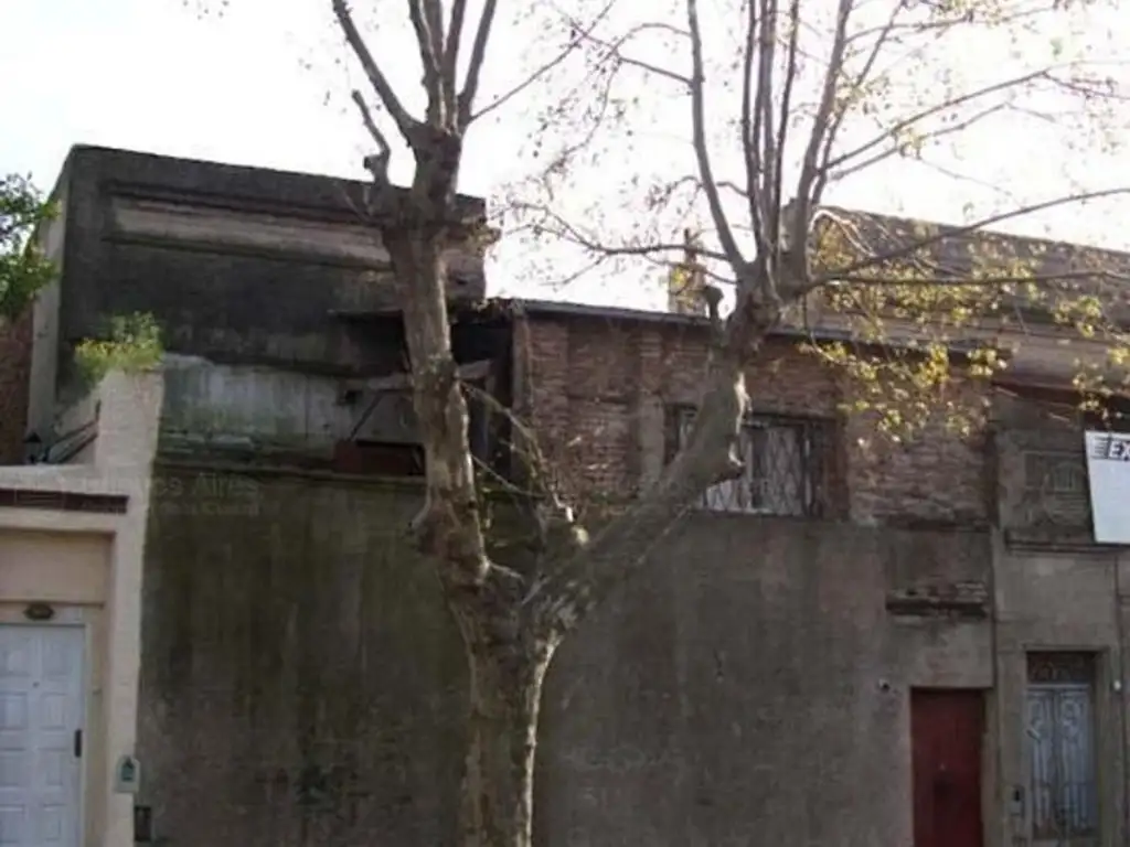 Foto de Terreno / Lote en venta de 500m2 ubicado en Parque Patricios, imagen 1