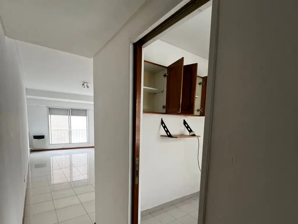 Foto de ALQUILER- Departamento 3 amb amplio ZONA CENTRICA., imagen 4