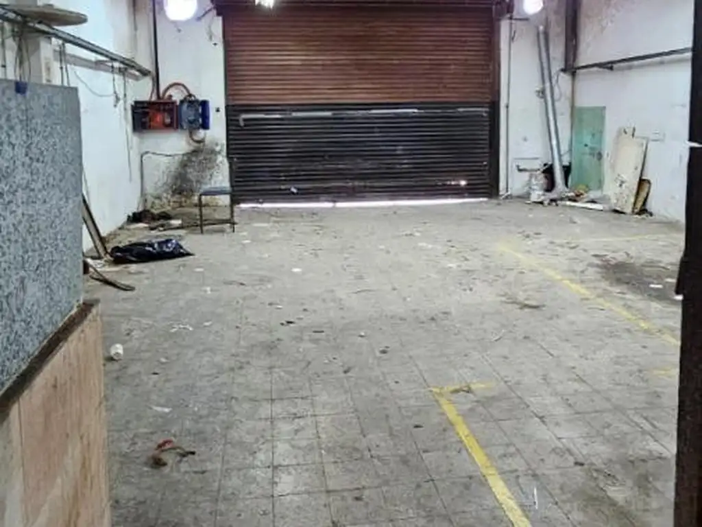 Foto de ALQUILER V. LYNCH GALPÓN 220M2 ZONA IND.TEC., imagen 5