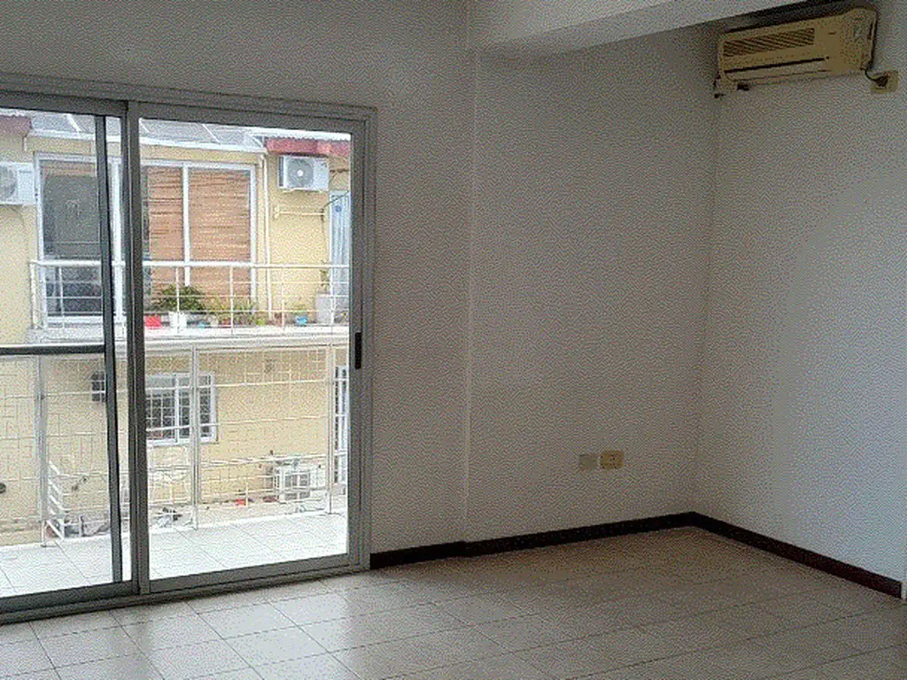 Foto de DEPARTAMENTO 2 AMB. CON COCHERA, imagen 3
