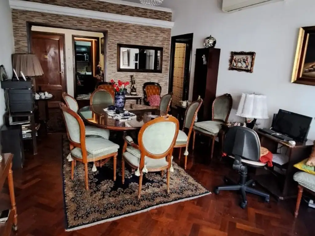 Foto de VENDE DEPTO 4 AMBIENTES AL FRENTE CON PATIO, LAVADERO, COCINA SEPARADA, imagen 1