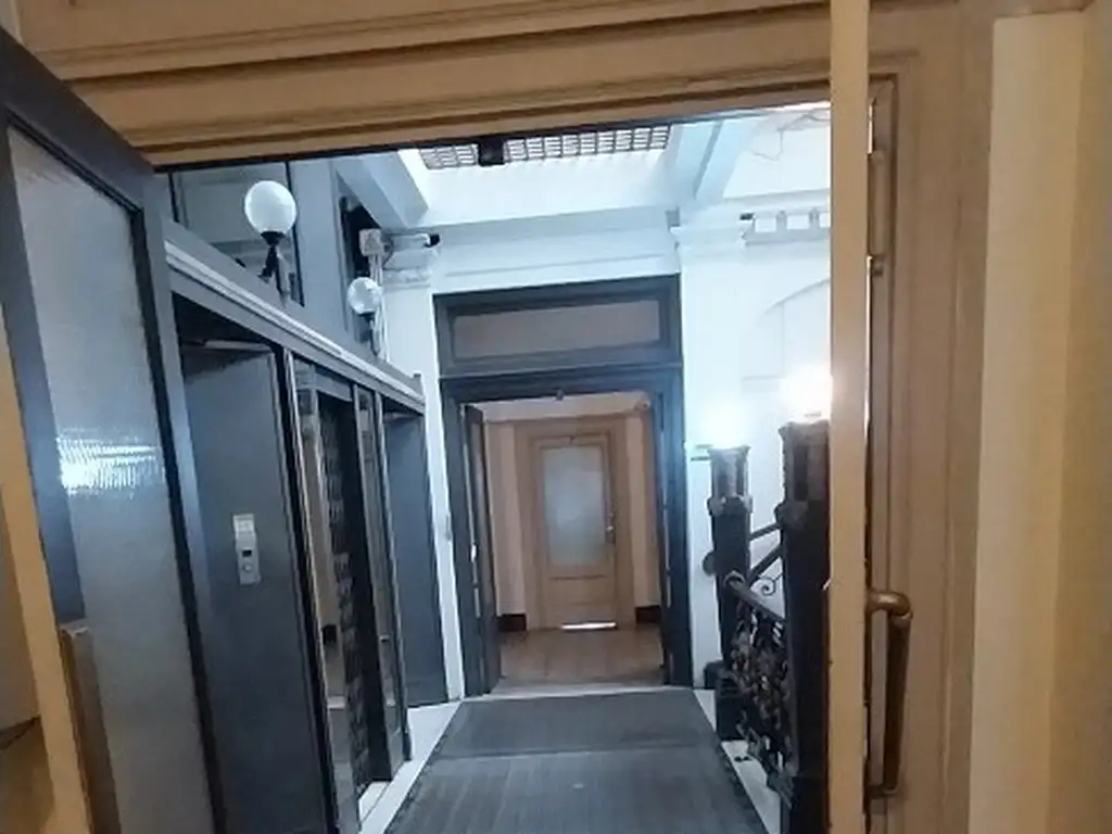Foto de Oficina reciclada full, baño privado , Edificio emblemático de, imagen 4