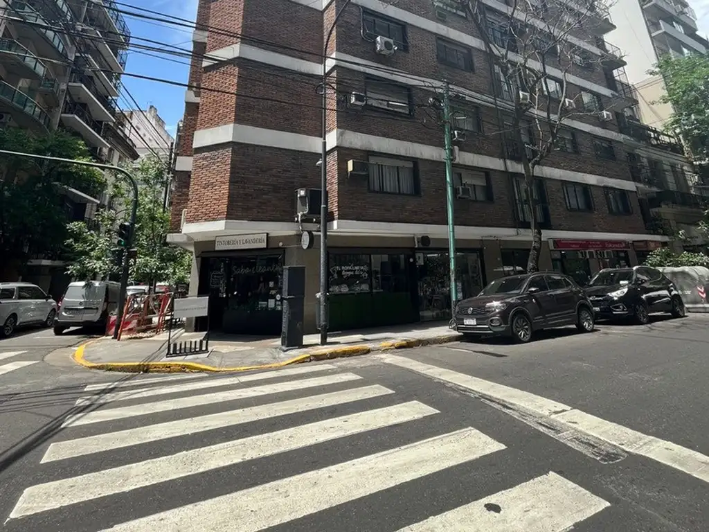 Foto de DEPARTAMENTO 4 AMBIENTES. Con entrada y habitación de servicio. Recoleta, imagen 5