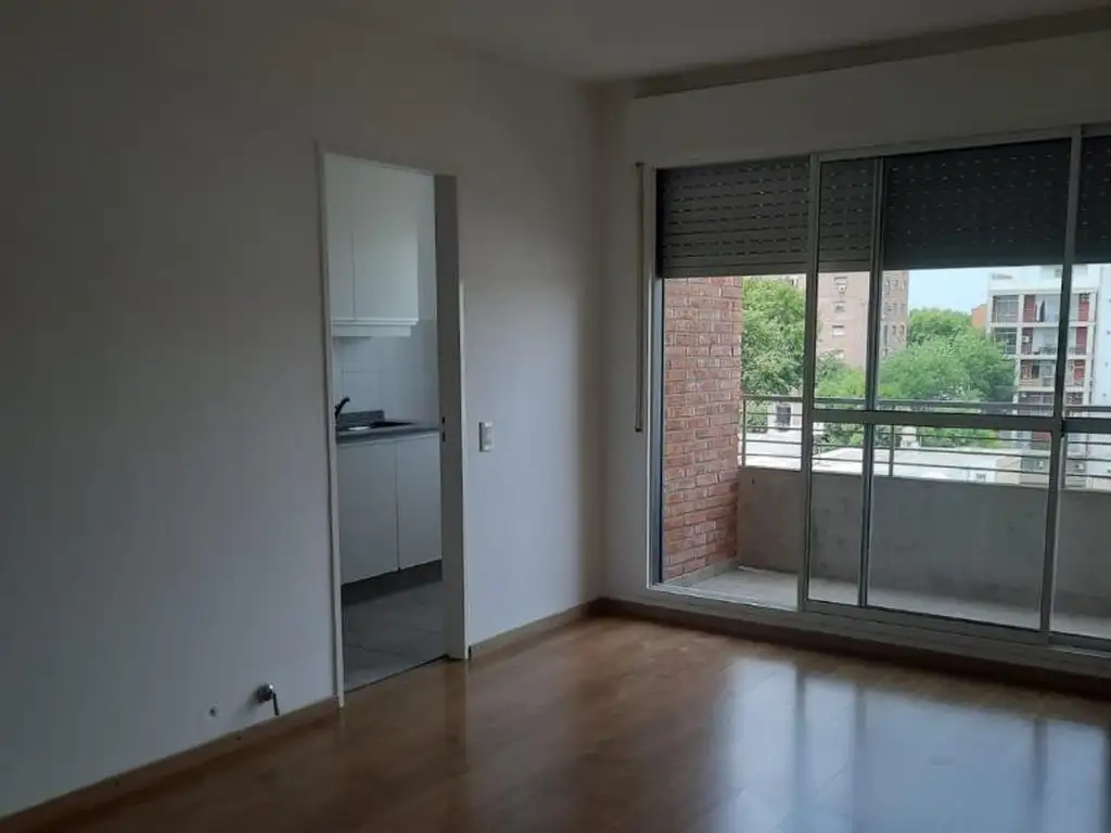 Foto de Departamento 1 dormitorio, en alquiler, imagen 2