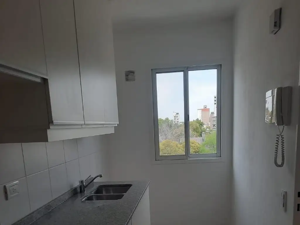 Foto de Departamento 1 dormitorio, en alquiler, imagen 4