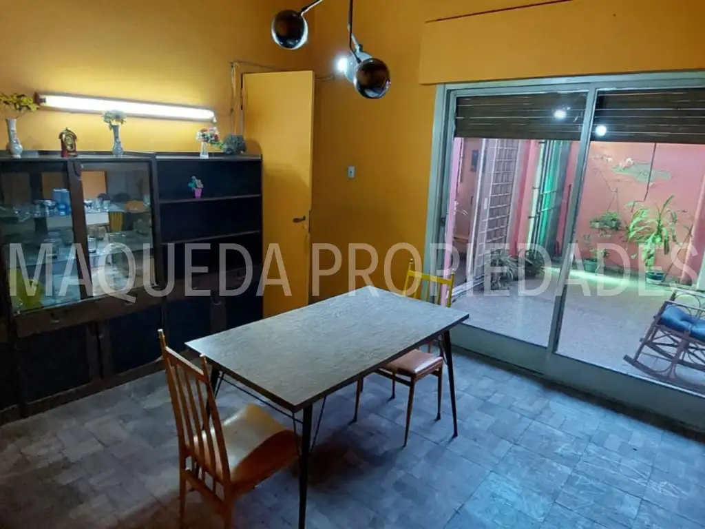 Foto de CASA 3 AMBIENTES CON 2 LOCALES EN BLOCK ¡ GRAN REBAJA!, imagen 4