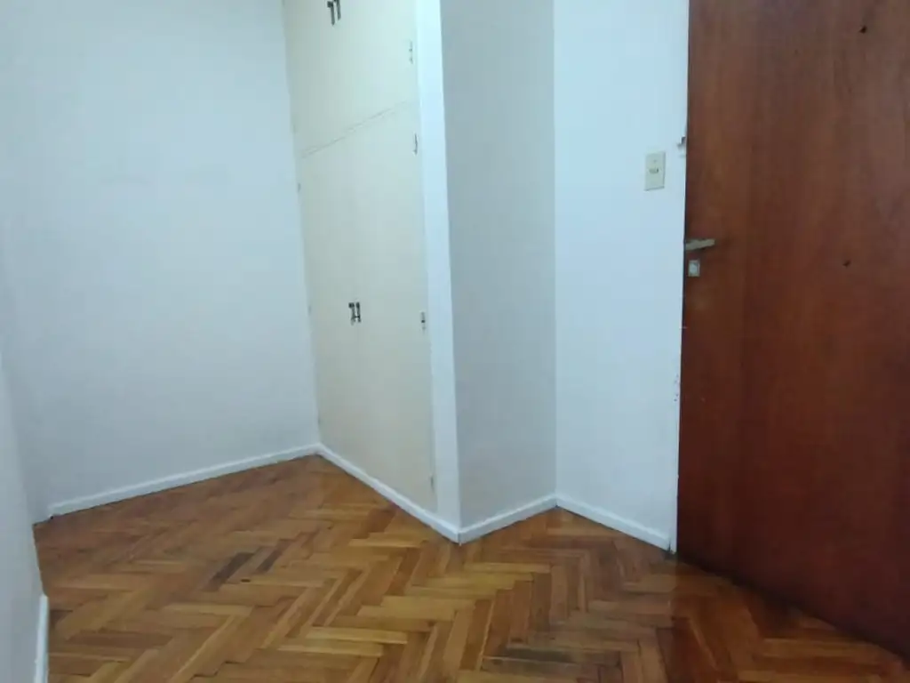 Foto de Muy luminoso 2 ambientes con lavadero y comedor diario, imagen 5