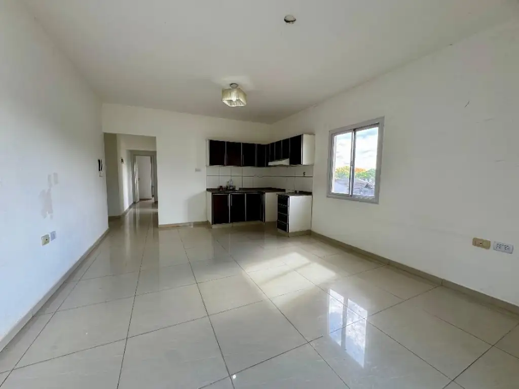 Foto de Departamento tres ambientes en alquiler en Merlo, imagen 1