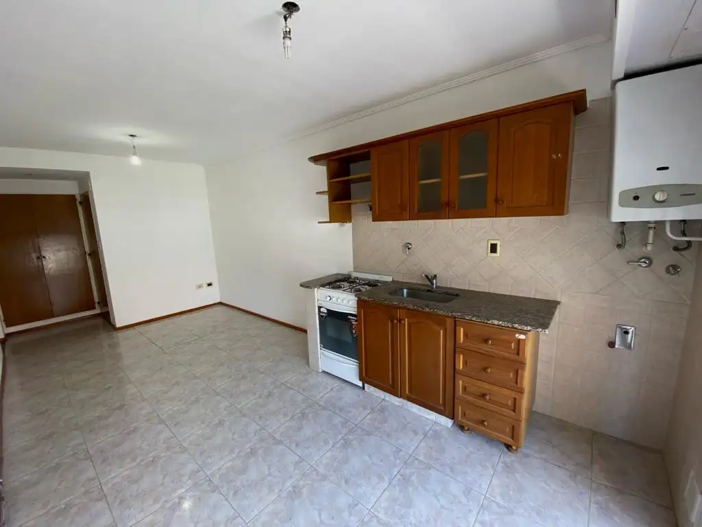 Foto de EN ALQUILER - DEPARTAMENTO DE UN DORMITORIO + COCHERA, imagen 4