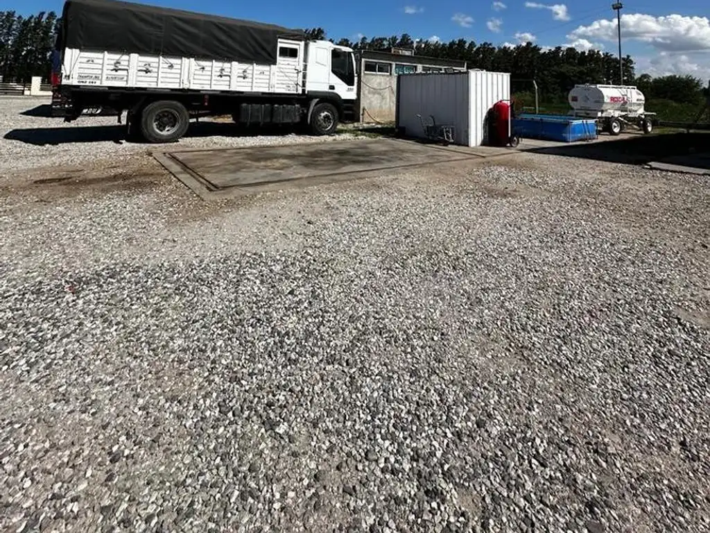 Foto de GALPON CON AMPLIA PLAYA DE ESTACIONAMIENTO EN ALQUILER !!, imagen 5