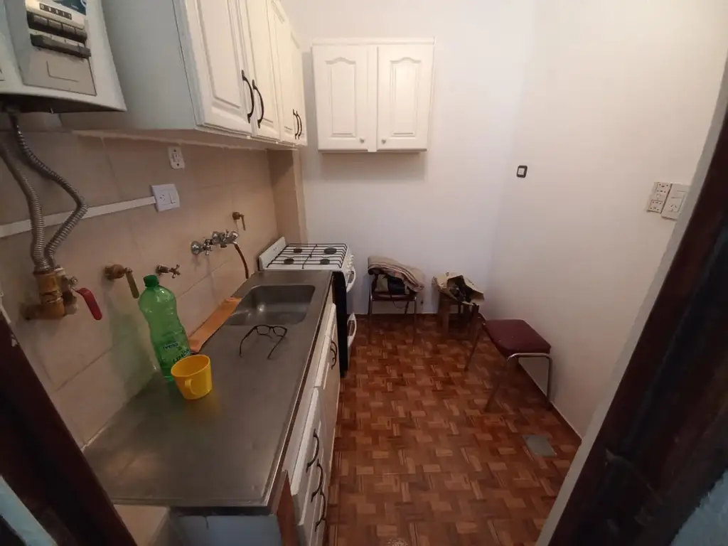 Foto de monoambiente en PB con patio .Renta hasta 2026, imagen 3