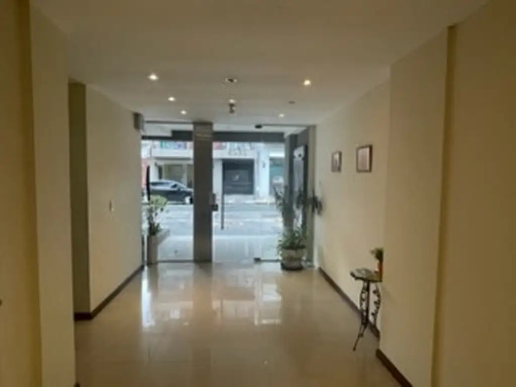 Foto de SEMIPISO DE 3 AMB. CON BALCÓN, son 60 m2, imagen 4