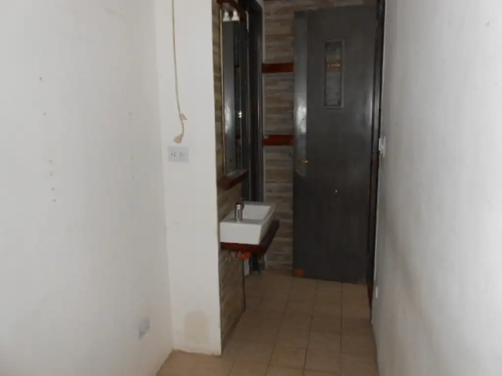 Foto de Local comercial apto varios rubros sin expnesas, imagen 5