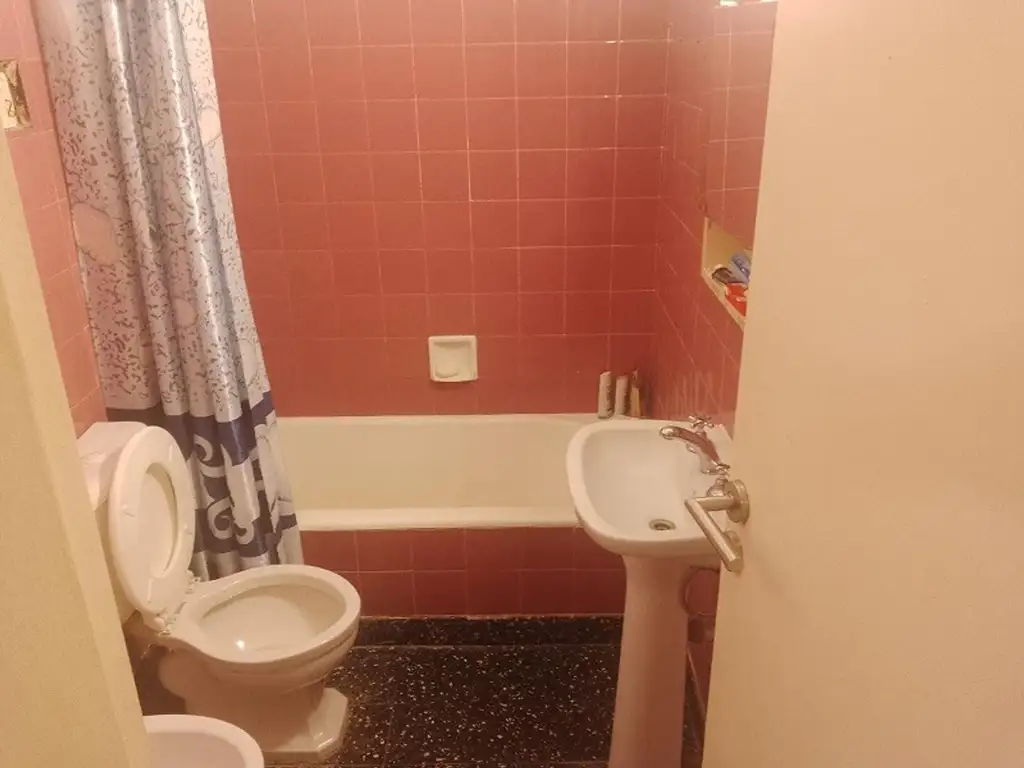 Foto de 2 Amb listo para habitar, bajas expensas luminoso, imagen 5