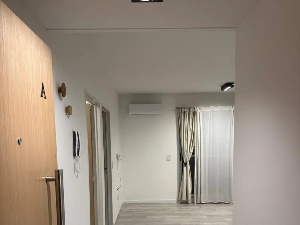 Foto de DPTO 2 AMB FRENTE .BALCON TOILETTE BAÑO SUITE 55 mts totales., imagen 1