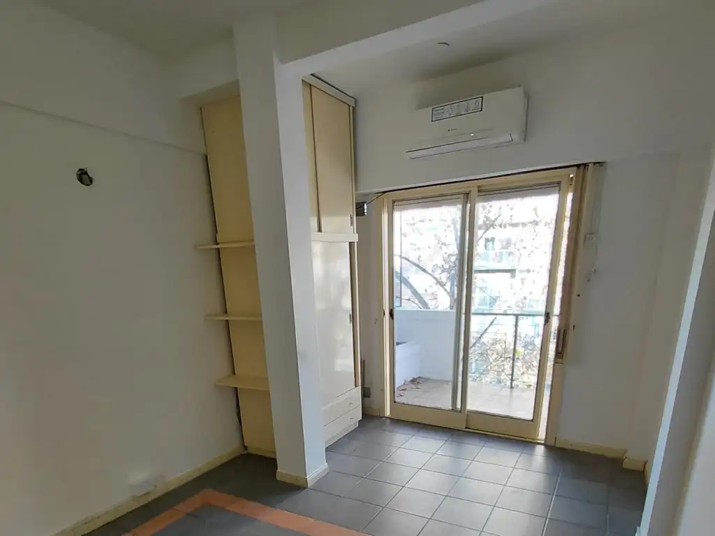 Foto de ALQUILER DEPARTAMENTO MONOAMBIENTE CON BALCON EN EXCELENTE ZONA DE, imagen 3