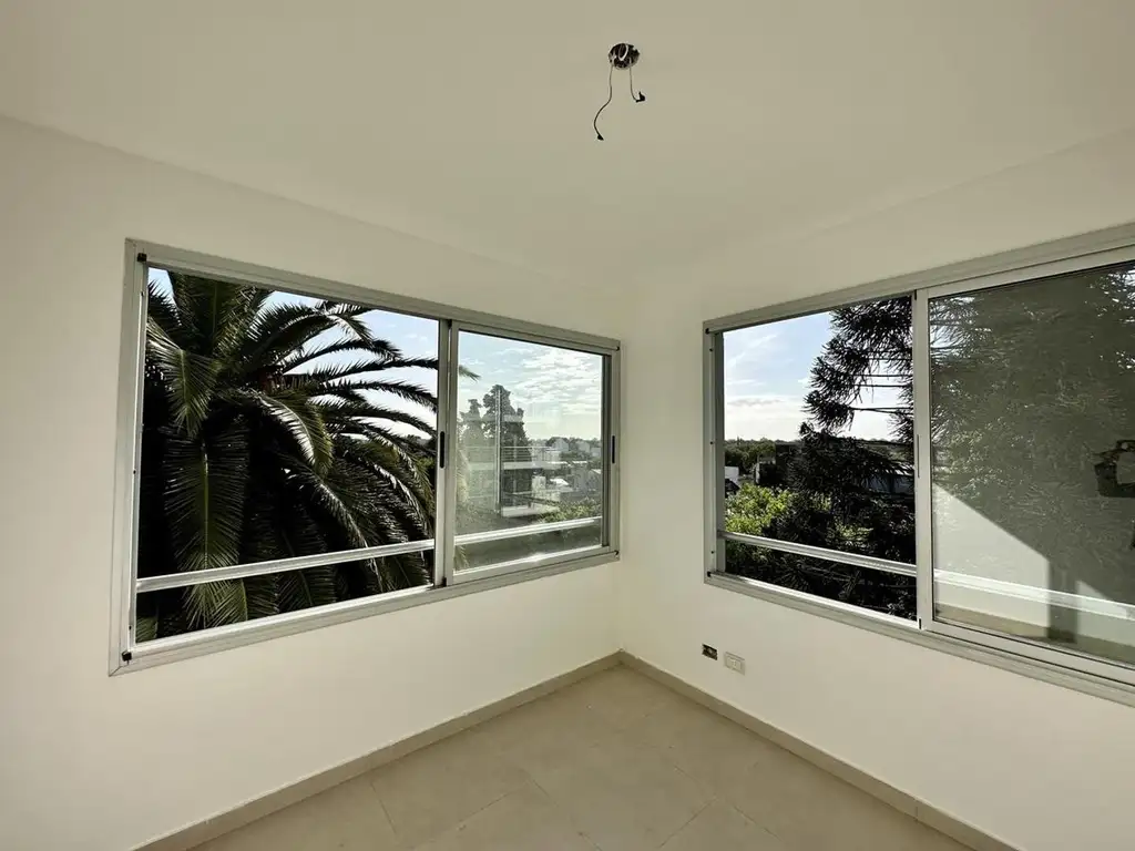 Foto de Aristobulo Coliving, vista verde, todo luz y sol, imagen 3