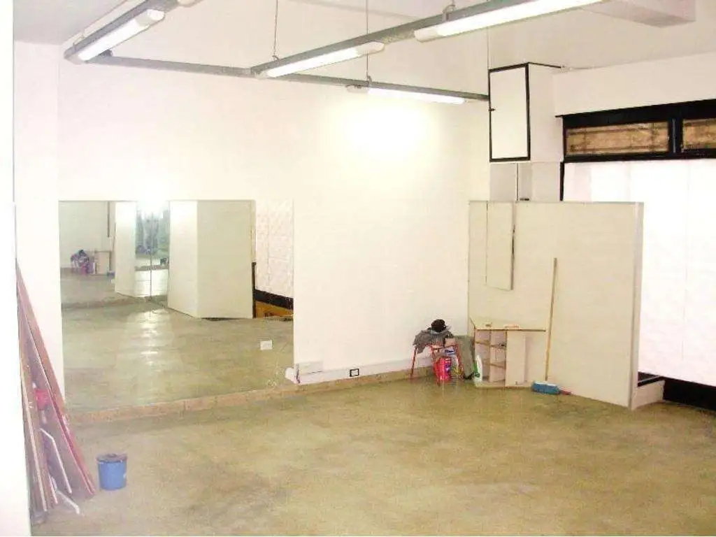 Foto de SIN COMISIÓN INMOBILIARIA. Local en PBº Y SOTANO. RECICLADO.BAÑO CON, imagen 5
