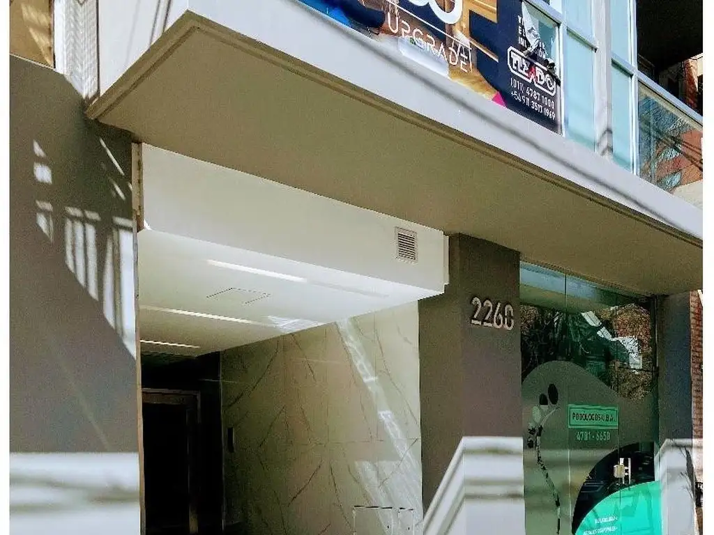 Foto de Exc y amplio amb en edificio con SUM y terraza c/parrilla, imagen 1