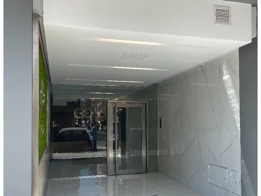 Foto de Exc y amplio amb en edificio con SUM y terraza c/parrilla, imagen 2