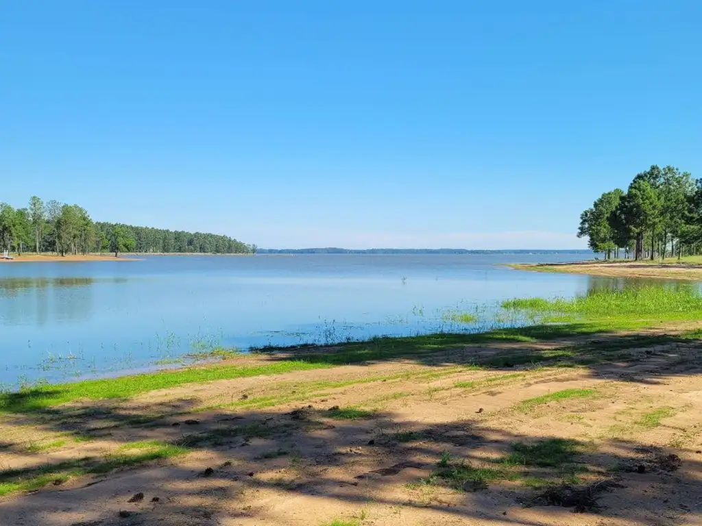 Foto de Vendo Lotes sobre el Lago, imagen 5