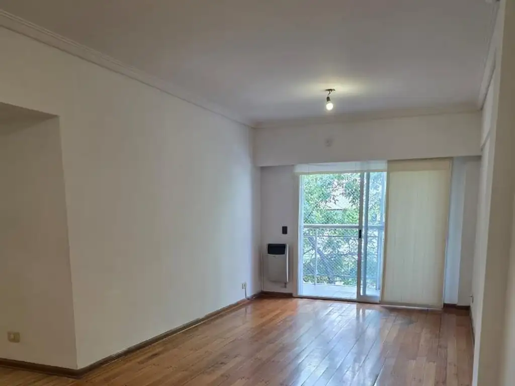 Foto de Semipiso 4 ambientes 85 m.2 baños.Fte.Balcón.subte, tren, imagen 3