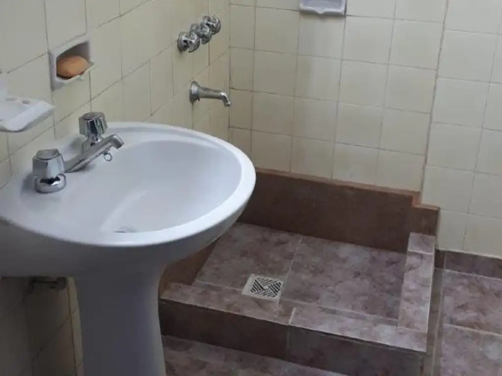 Foto de ALQUILER DEPARTAMENTO 1 DORMITORIO FRANCIA 979 PISO 3°, imagen 4