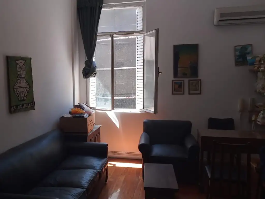 Foto de 3 amb. amplios con patio y balcón -Microcentro, imagen 4