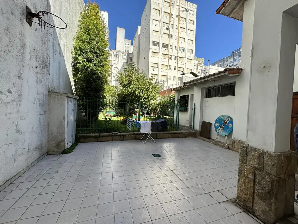 Foto de ESPECTACULAR CHALET A 300 MS DE PLAZA COLÓN, imagen 5