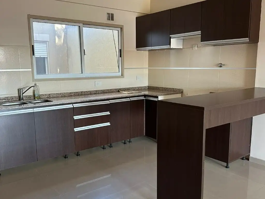Foto de Departamento tres ambientes en venta - Villa Luro, imagen 1