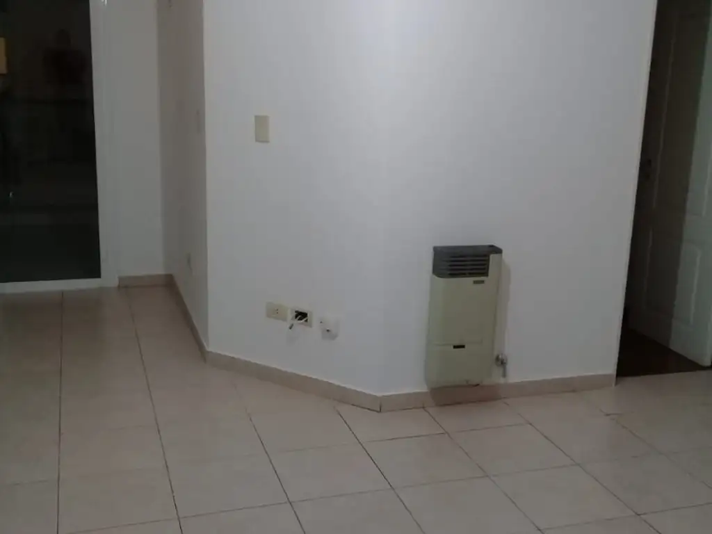 Foto de SE ALQUILA HERMOSO DPTO DE 2 DORM EN GENERAL PAZ, imagen 1