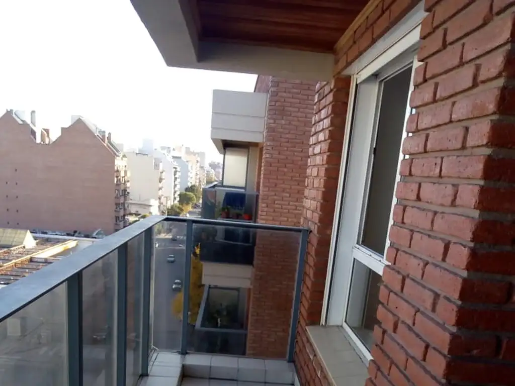 Foto de SE ALQUILA HERMOSO DPTO DE 2 DORM EN GENERAL PAZ, imagen 2