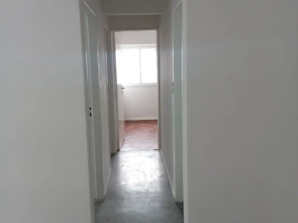 Foto de ALQUILER – 3 AMBIENTES CON VISTA PANORÁMICA EN CABALLITO, imagen 3
