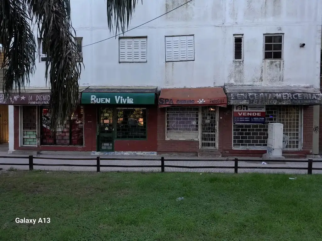 Foto de Venta 4 locales (ideal rentas), imagen 1