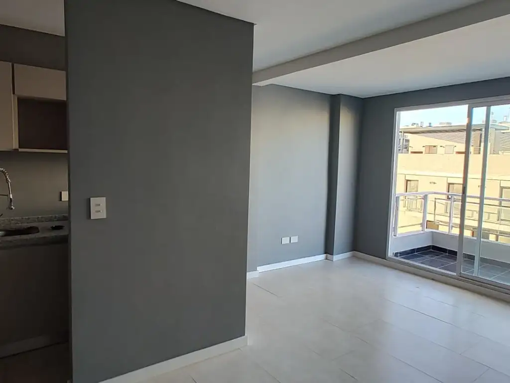 Foto de VENTA 3 AMBIENTES 74M2 PISO ALTO CON BALCÓN SUPER LUMINOSO!!, imagen 2