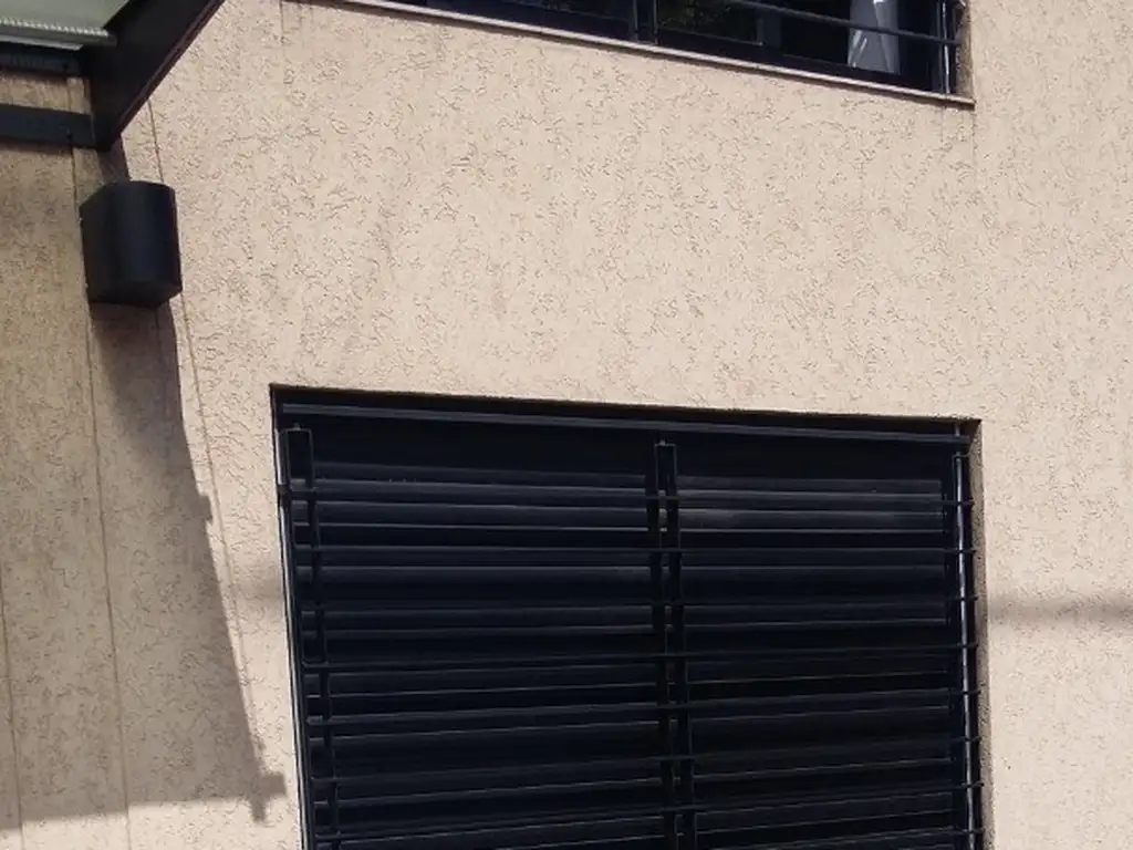 Foto de Dos ambientes Pb con patio en alquiler BAJAS EXPENSAS, imagen 4