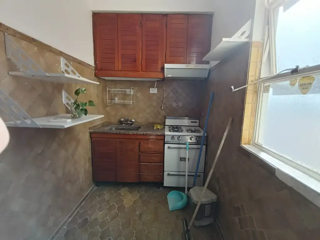 Foto de Hermoso 3 ambientes de estilo con balcón francés con 3 aires, imagen 4